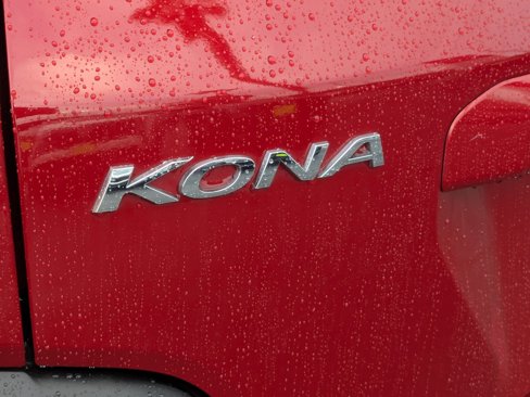 Used 2020 Hyundai Kona SEL w/ Cargo Package image 12