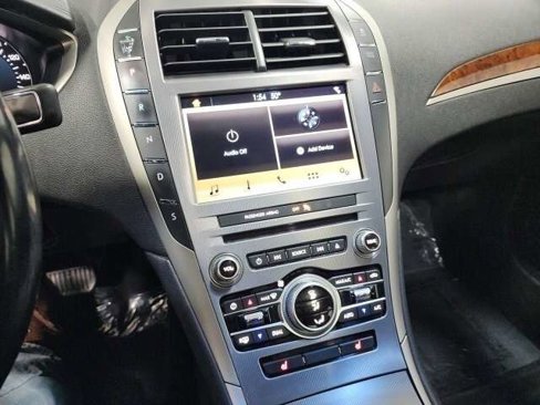 Used 2017 Lincoln MKZ Select image 28