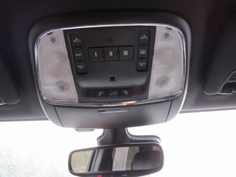 Used 2018 Jeep Grand Cherokee High Altitude image 15