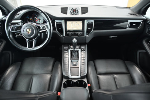 Used 2016 Porsche Macan S image 22