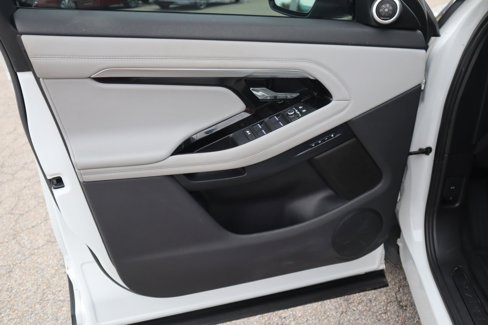 Used 2021 Land Rover Range Rover Evoque S image 11