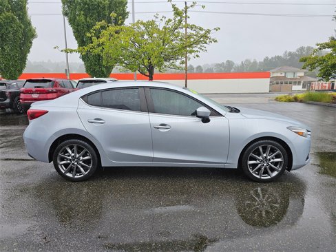 Used 2018 MAZDA MAZDA3 Grand Touring image 4