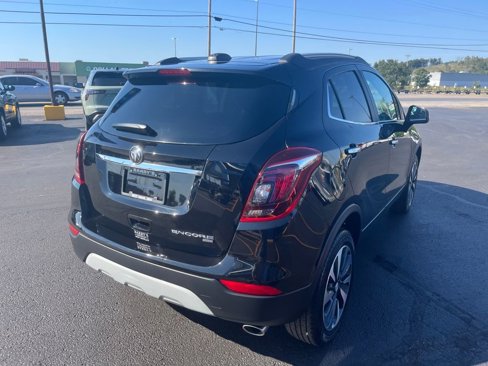 Used 2021 Buick Encore Preferred w/ Safety Package image 5