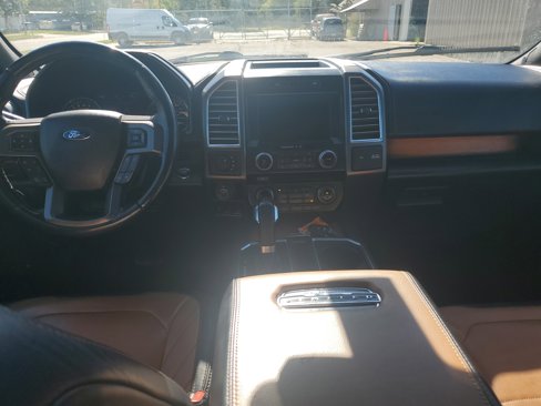 Used 2016 Ford F150 Limited image 25