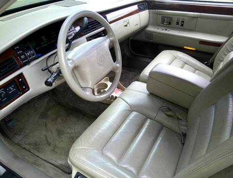 Used 1995 Cadillac De Ville Concours image 32
