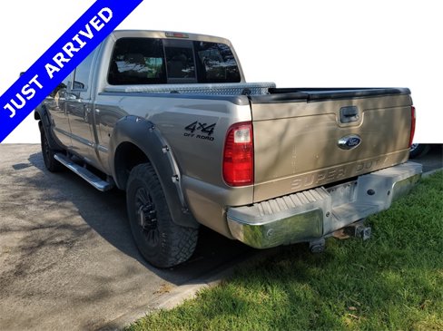 Used 2014 Ford F250 Lariat w/ Lariat Interior Package image 3
