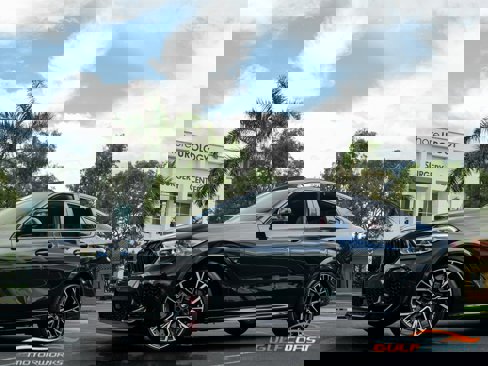 Used 2021 BMW X6 M w/ Competition Package image 10