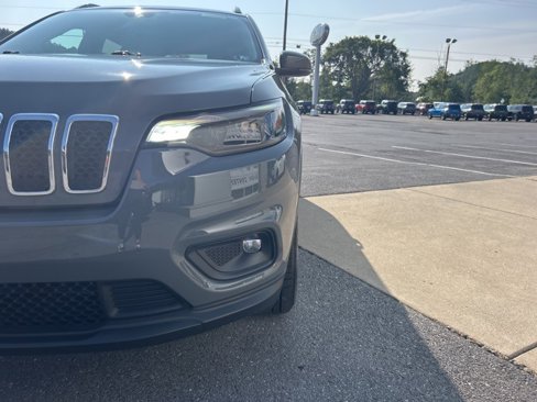 Used 2021 Jeep Cherokee Latitude Lux image 10