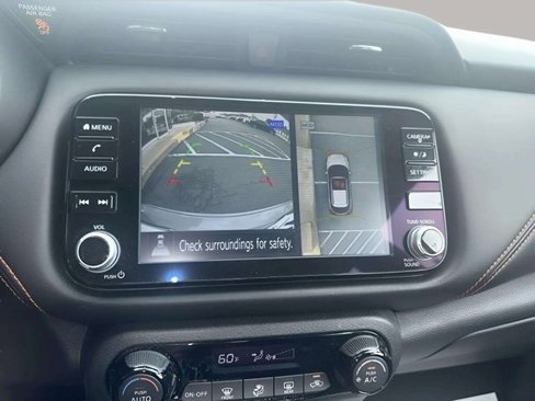 Used 2023 Nissan Kicks SR image 13