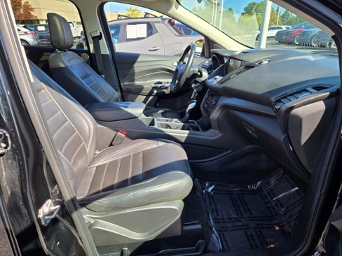 Used 2018 Ford Escape SEL image 5