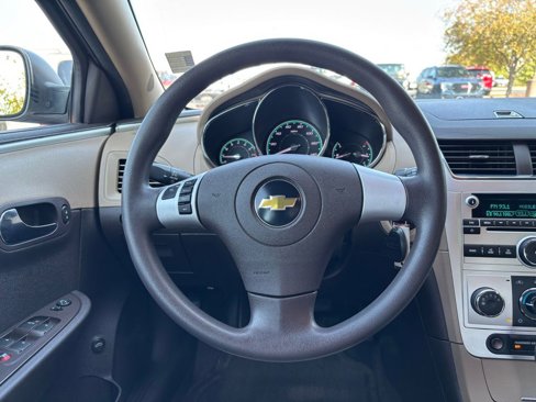Used 2011 Chevrolet Malibu LS image 18
