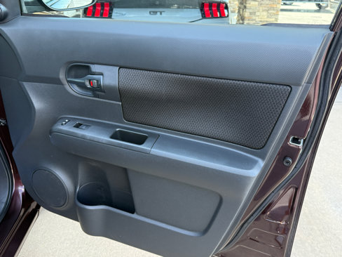 Used 2009 Scion xB image 14