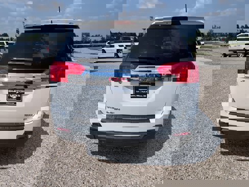 Used 2014 GMC Terrain SLE image 9