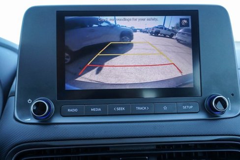 Used 2022 Hyundai Kona SEL image 22