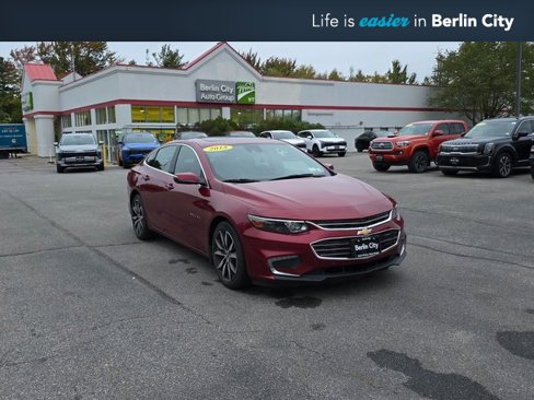 Used 2018 Chevrolet Malibu LT w/ Leather Package image 1