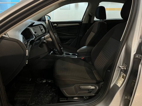 Used 2024 Volkswagen Jetta S image 24