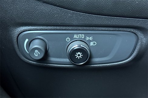Used 2022 Chevrolet Equinox LT image 39