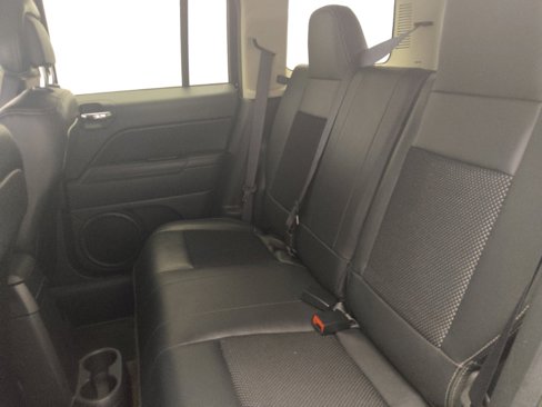 Used 2016 Jeep Patriot Sport w/ Power Value Group image 18
