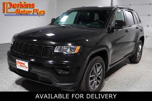 Used 2020 Jeep Grand Cherokee Limited w/ Luxury Group II image 1