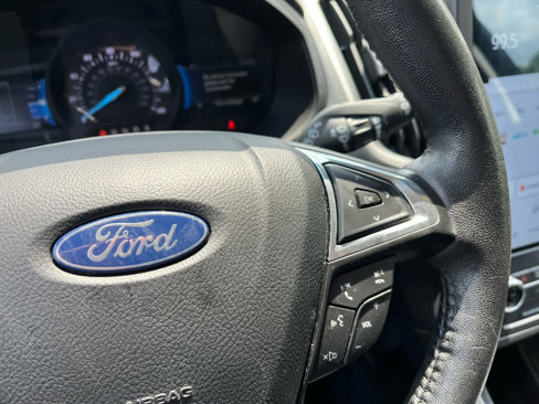 Used 2022 Ford Edge SEL w/ Convenience Package image 24