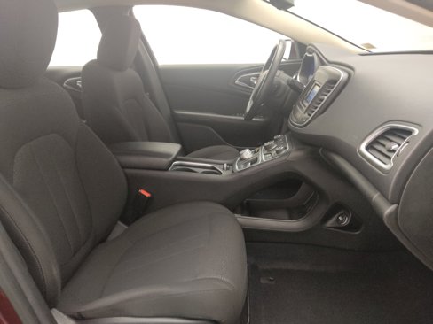 Used 2015 Chrysler 200 Limited w/ Convenience Group image 21