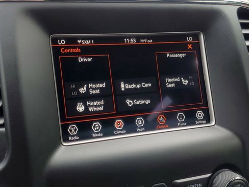 Used 2018 Jeep Grand Cherokee Laredo image 25