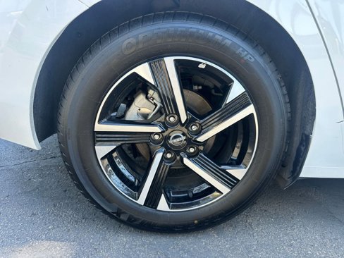 Used 2024 Nissan Sentra SV image 28