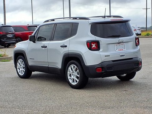 Used 2020 Jeep Renegade Sport w/ Sport Appearance Group image 29