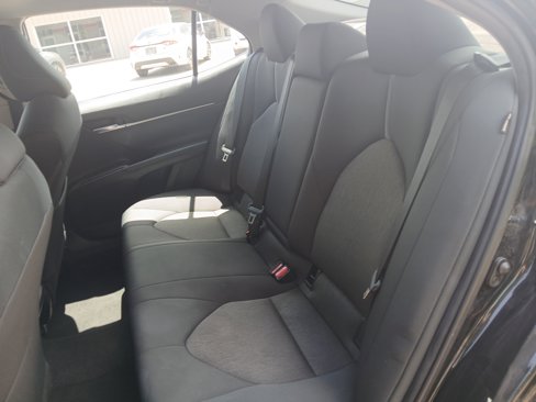 Used 2023 Toyota Camry LE image 11