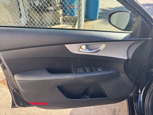 Used 2024 Kia Forte LXS image 20