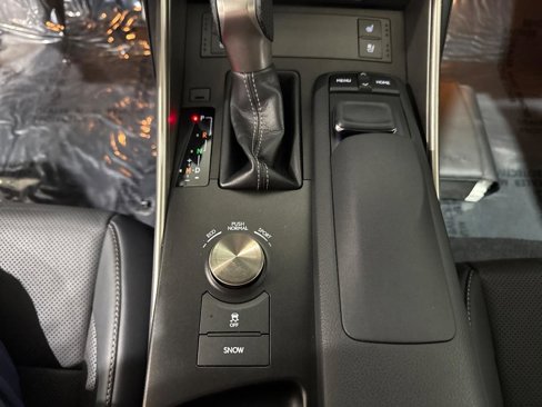 Used 2016 Lexus IS 200t image 49