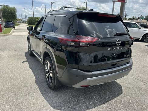 Certified 2023 Nissan Rogue SL image 9