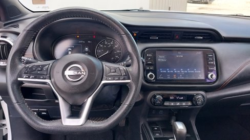 Used 2022 Nissan Kicks SR image 19