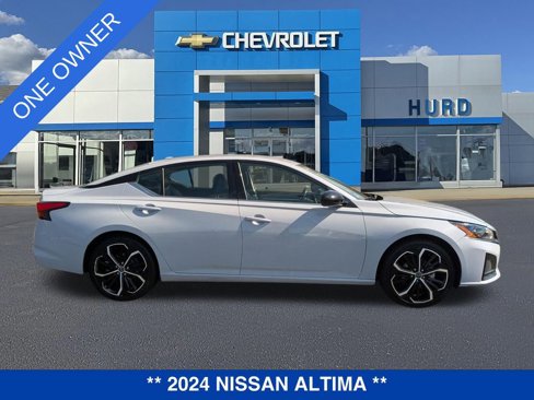 Used 2024 Nissan Altima 2.5 SR image 3