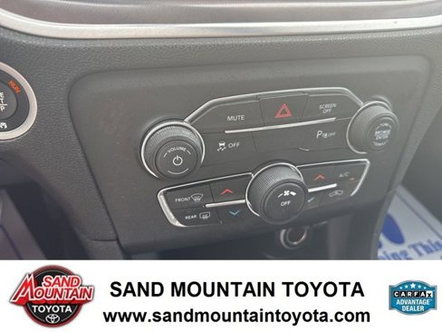 Used 2020 Dodge Charger SXT w/ Leather Interior Group image 20