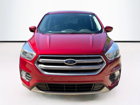Used 2017 Ford Escape SE image 4