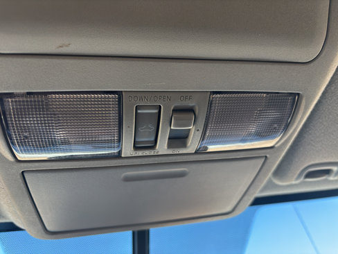 Used 2019 Nissan Frontier SL image 38