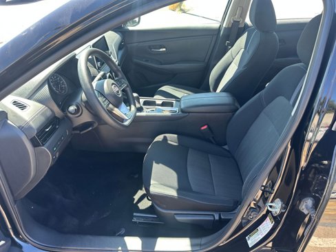 Used 2024 Nissan Sentra SV image 24