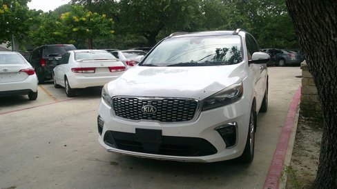 Used 2019 Kia Sorento SX image 3