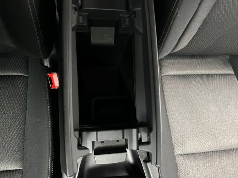 Used 2024 Nissan Rogue SV image 42