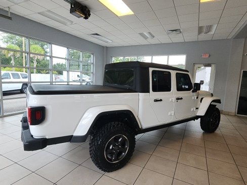 Certified 2022 Jeep Gladiator Sport image 19