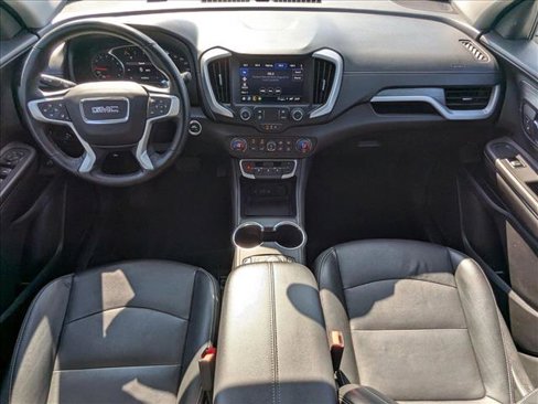 Used 2024 GMC Terrain SLT image 18