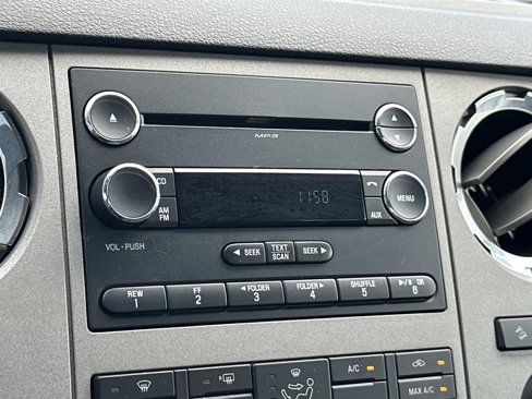 Used 2016 Ford F250 XLT w/ XLT Premium Package image 23