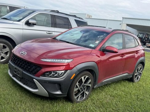 Used 2022 Hyundai Kona Limited image 3
