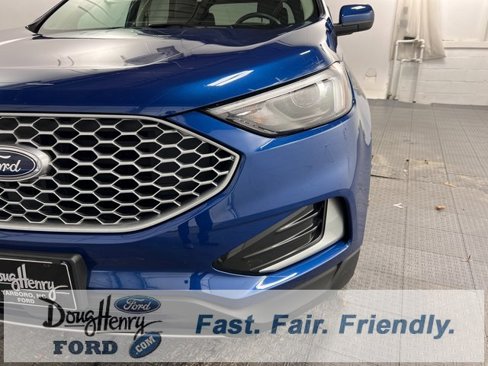 Used 2024 Ford Edge SEL image 11