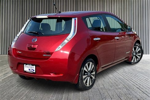 Used 2014 Nissan Leaf SL w/ Premium Package image 2