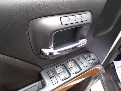 Used 2018 Chevrolet Silverado 1500 LTZ w/ Texas Edition image 24