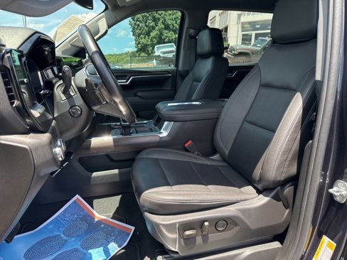 Used 2022 GMC Sierra 1500 SLT w/ SLT Convenience Package image 2