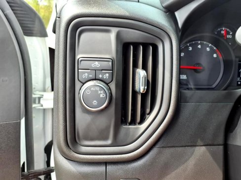 Used 2020 Chevrolet Silverado 1500 W/T image 23