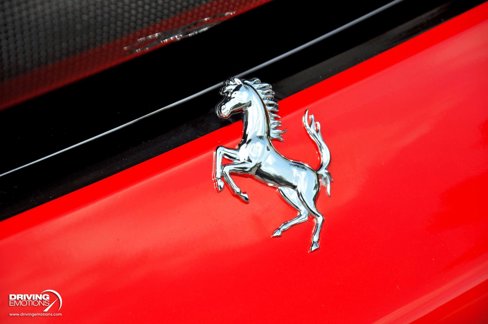 Used 2023 Ferrari SF90 Spider image 36